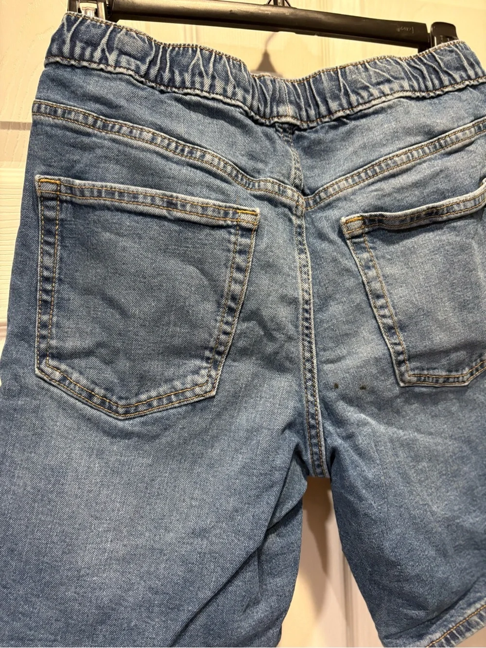 Old Navy Big Kid’s Medium Blue Distressed Denim Drawstring Slim Shorts